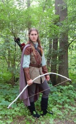 DIY Legolas Costume - How to Make a Legolas Costume Jerkin Pattern, Legolas Costume, Elf Costume Ideas, Costumes From Movies, Star Wars Harry Potter, Woodland Elf, Boots Leggings, Costume Tutorial, Wonder Woman Costume