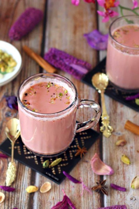 Kashmiri Pink Chai (Noon Tea) - Chili to Choc Asian Beverages, Kashmiri Tea, Kashmiri Chai, Te Chai, Tea Photography, Green Cardamom, Tea Drink Recipes, Asian Tea, Black Tea Leaves