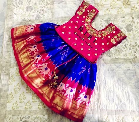 Kids Pattu Langa Blouse Designs Maggam Work, Baby Langa Blouse Designs, Pattu Pavadai Kids Blouse Designs Maggam Work, Pattu Paavadai For Baby Girl, Baby Girl Langa Blouse Designs, Traditional Baby Dresses, Indian Dresses For Kids, Baby Girl Tulle Dress, Kids Indian Wear