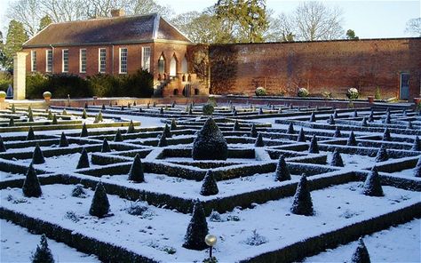 Hanbury Hall garden snow Winter Gardens, English Country Gardens, Deer Park, National Trust, Autumn Beauty, Country Gardening, British Isles, Winter Garden, Hedges