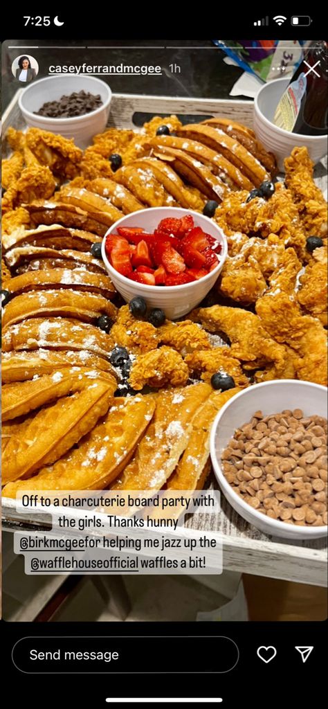 Chicken And Waffle Charcuterie Board, Croissant Breakfast, Christmas Chicken, Themed Food, Food Party, Party Trays, Chicken And Waffles, Party Menu, Charcuterie Boards