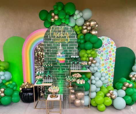 St Patrick Day Theme Party, St Patrick’s Day Gender Reveal Ideas, St Pattys Baby Shower Theme, Lucky Birthday Theme, Lucky Charm Gender Reveal, Lucky Charm Baby Shower Theme, Lucky Charms Baby Shower Theme, Baby Shower Themes March, Lucky Charm Baby Shower Ideas