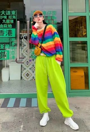 Women Trousers, Comfy Sweatpants, Tie Dye Denim, Green Brands, Cropped Denim Jacket, Green Pants, Neon Color, Sweat Pants, Cropped Denim