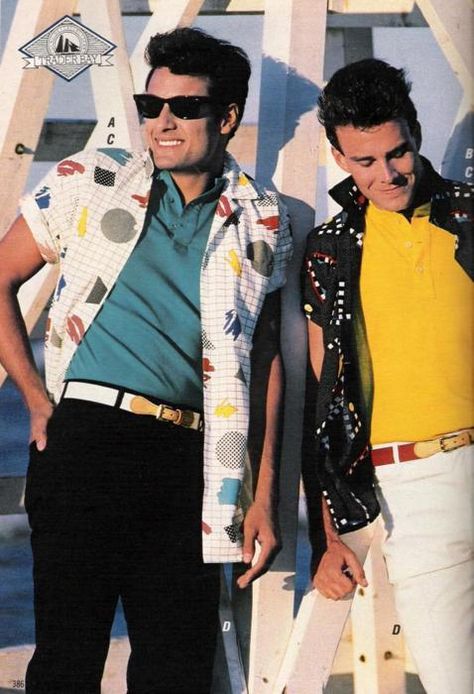 1987 advert for men’s fashions.  Turquoise shirt with black pants, and that white button up is so rad. 80's styling~ Mens Fashion 1980s, 80s Fashion For Men, 1980s Mens Fashion, 80s Mens Fashion, 80s Fashion Men, 1980s Men, Look 80s, 80s Party Outfits, 1980 Fashion