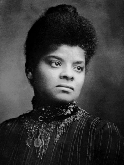 Ida B. Wells' 8 Most Badass Quotes Show That She Was Strong, Fearless, And All-Around Amazing (Happy Birthday!) Ida B Wells, Society Problems, Suffrage Movement, Coloured People, American Story, Wilde Westen, Up Book, African American History, African American Women