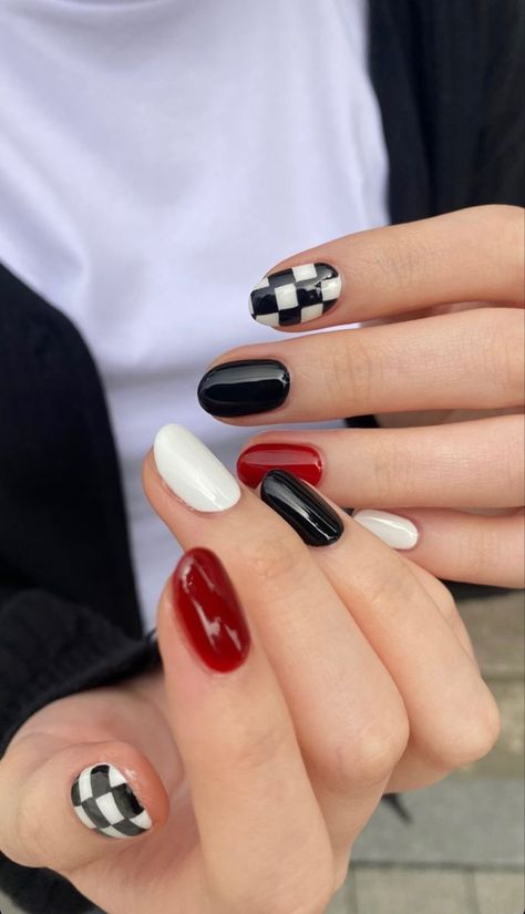 Punk Nails, Grunge Nails, Casual Nails, Pretty Gel Nails, Red Nail, Funky Nails, Short Acrylic Nails, Dope Nails, Nail Arts