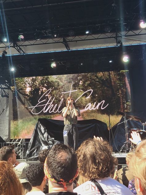 ethel cain at day in day out festival #dido #ethelcain #musicfestival #seattle February Manifestation, Ethel Cain Concert, Ethel Cain God Loves You, Golden Age Ethel Cain, Ethel Cain Coachella, Ethel Cain Have You Seen This Woman, Hard Times Ethel Cain, Ethel Cain, Golden Globe Winners