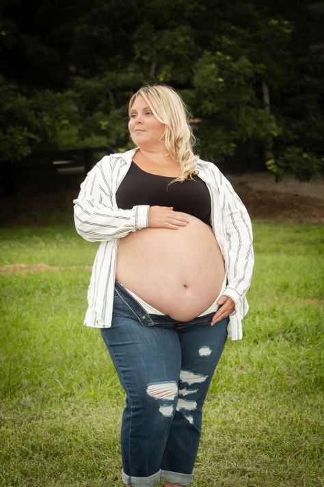 Plus size maternity photo shoot Casual Plus Size Maternity Photos, Plus Size Maternity Photos, Maternity Outfits For Photoshoot, Photoshoot Plus Size, Outfits For Photoshoot, Plus Size Maternity, Maternity Photo Shoot, Maternity Outfits, Maternity Photos