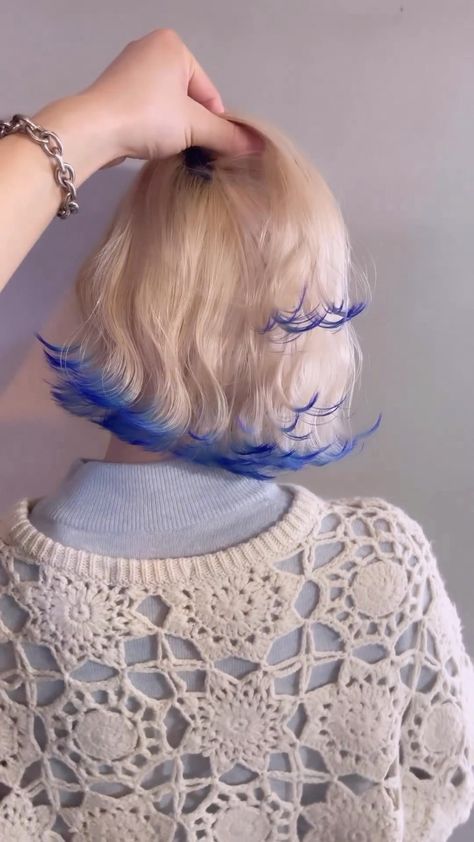 A top tip 🌊 ...see what we did there? We’re bringing a little blue moment this morning. For a colourful contrast to the client’s bleached blonde, @shachu_atsuya creates soft-blended royal blue tips to spice up the bob. The pop of colour looks cool on straight strands, or when curled, the wavy ends remind us of a dip in the ocean. #hair #hairdressing #hairdresser #hairstyle #hairstylist #colouredhair #blondehair #bleachedblonde #bleachedhair #colouredtips #bluehair #bluetipshair #hairtips #u Bleach Dip Dye Hair, Ocean Colored Hair, Coloured Ends Hair, Bleached Hair With Colored Tips, Blonde With Light Blue Highlights, Blue Hair Tips Blonde, Blonde Hair Colored Ends, Blonde Hair With A Pop Of Color, Blue Tips Hair Blonde