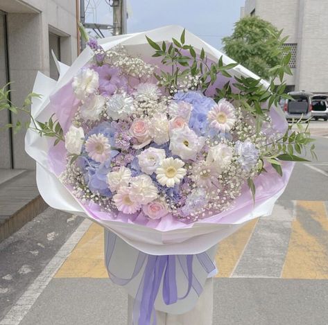 Light Purple Flower Bouquet, Purple And White Flower Arrangements, Purple And White Bouquet, Raining Sound, Study Together, Purple Flower Bouquet, Purple Bouquets, Flower Boquet, Lilac Bouquet