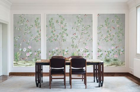 If you love the look of Gracie or De Gournay wallpaper but not the price, this is for you. Chinoiserie Wallpaper Panels, De Gournay Wallpaper, Interior Design Colleges, Chinoiserie Design, Peel And Stick Wall Mural, Chic Wall Art, Hand Painted Wallpaper, Chinoiserie Wallpaper, Framed Wallpaper