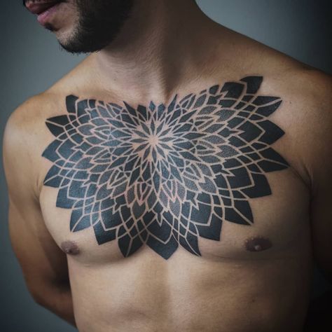 Mandala Tattoo Back, Mandala Tattoo Men, Geometric Dotwork, Geometric Tattoo Sleeve Designs, Tattoo Dotwork, Tattoo Mandala, Sacred Geometry Tattoo, Cool Chest Tattoos, Pieces Tattoo