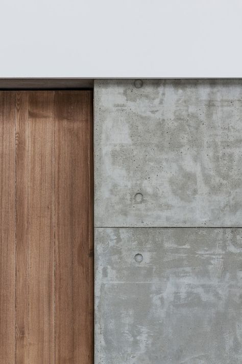 Gallery of TKSTYLE Office / JACKY.W DESIGN - 21 Wood Concrete Interior, Concrete And Wood Architecture, Wood And Concrete House, Concrete Wood Interior, Concrete Wall Design, Concrete Office, Concrete And Wood, Concrete Interiors, Wood And Concrete