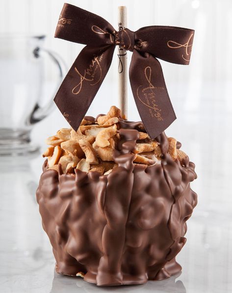 Cashew Turtle Caramel Apple | Buy Gourmet Caramel Apples Caramel Apple Gifts, Gourmet Candy Apples, Chocolate Caramel Apples, Pecan Turtles, Gourmet Caramel Apples, Candy Apple Recipe, Apple W, Chocolate Covered Apples, Gourmet Apples