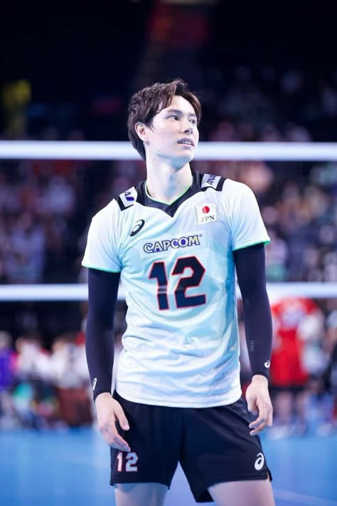 Mens Volleyball Jerseys, Ran Takahashi, Volleyball Uniforms, Japan Volleyball Team, Mens Volleyball, Volleyball Jerseys, Volleyball Pictures, Run 3, Volleyball Player