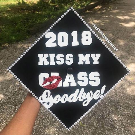 Funny Grad Caps High School, Funny Cap Ideas For Graduation, Graduation Hat Designs Funny, Cap Decoration Graduation High School Funny, Funny Caps For Graduation, Car Themed Graduation Cap, Cool Cap Ideas, Grad Cap Inspo Funny, Funny Cap And Gown Decorations