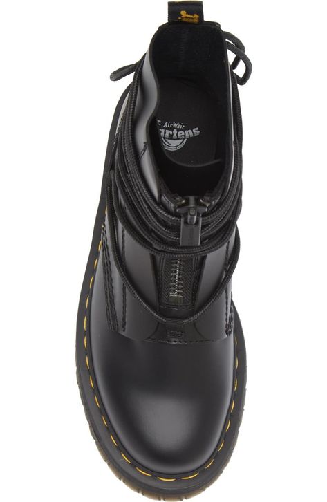 Dr Martens Jarrick Ii, Dr Martens Jarrick, Bold Aesthetic, Platform Boots Women, Lug Sole Boots, Fall Wear, Boots Sneakers, Boots And Sneakers, Prada Shoes