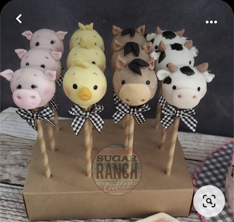 Cow Cake Pops, Ranch Cookies, Animal Cake Pops, Farm Birthday Cakes, Farm Animal Cupcakes, Cow Cake, Farm Animal Cakes, Rodeo Birthday Parties, Cow Birthday Parties