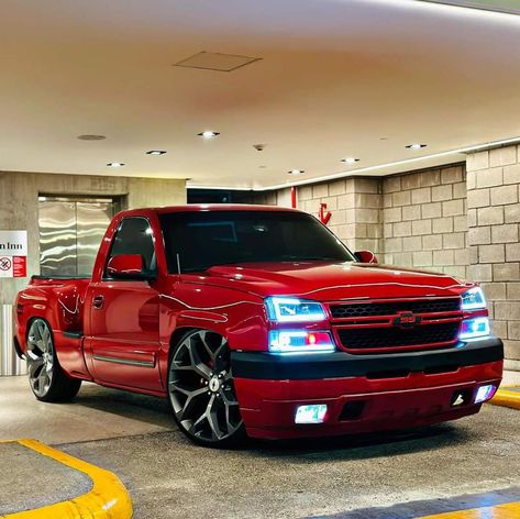 Chevrolet 400 Ss, Silverado 1998, Chevy Trucks Lowered, Trucks Lowered, Silverado Crew Cab, Single Cab Trucks, Hot Trucks, Lowrider Trucks, Dropped Trucks