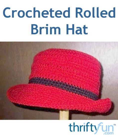 This is a guide about making a crocheted rolled brim hat. A fun hat that you can crochet in a few hours. Make it with the colors and decorations you like. Crochet Fedora Free Pattern, Cheap Handmade Crochet Hat With Curved Brim, Cheap Crochet Hat With Curved Brim, Crochet Rolled Brim Hat, Cheap Brimmed Crochet Hat, Spring Crochet Hat With Curved Brim, One Size, Crochet Hats Free Pattern Ladies, Crochet Hat With Brim, Crochet Adult Hat