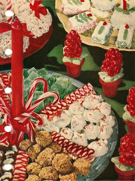 Homemade Christmas Candy, Vintage Christmas Candy, Vintage Christmas Party, Christmas Candy Homemade, 귀여운 음식 그림, Christmas Candy Recipes, Old Fashioned Christmas, Christmas Past, Christmas Memory