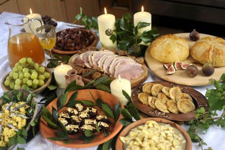 Ancient Rich Roman Food Rome Party, Ancient Roman Food, Roman Food, Rome Food, Ancient Recipes, Turkey Dinner, Food History, Roasted Turkey, Ancient Rome