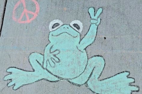 Princess And The Frog Chalk Art, Frog Chalk Art, Chalk Characters Easy, Chalk Animals, Chalk Elephant, Peace Frog, Fun Chalk Art, Sidewalk Chalk Art, Chalk It Up