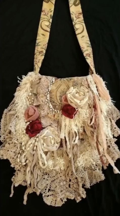 Shabby Chic Bags, Upcycled Purse, Lace Purse, Tote Crochet, Hippie Purse, Boho Cross, High Calorie, Chic Purses, Lace Bag