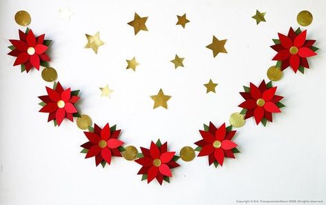 Mantle Garland Christmas, Christmas Mantle Decorations, Flower Crafts Diy, Flower Favors, Mantle Decor Christmas, Paper Flower Garland, Christmas Garland Mantle, Garland Mantle, Mantle Decorations