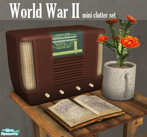 This is just a small collection of post-war items I made for the game. The set includes an old bakelite radio, marigold herbs potted in an old mug, and an old leather war diary with a feather... Sims 4 Cc Dark Academia Clutter, Sims 4 Cc 1940s Furniture, Sims 4 Cc 40s Hair, Sims 4 1930s Cc Furniture, Sims 4 Vintage Clutter, Sims 4 40s Cc, Sims 2 Clutter, Sims 4 Cc 1940s, Sims 4 1940s Cc