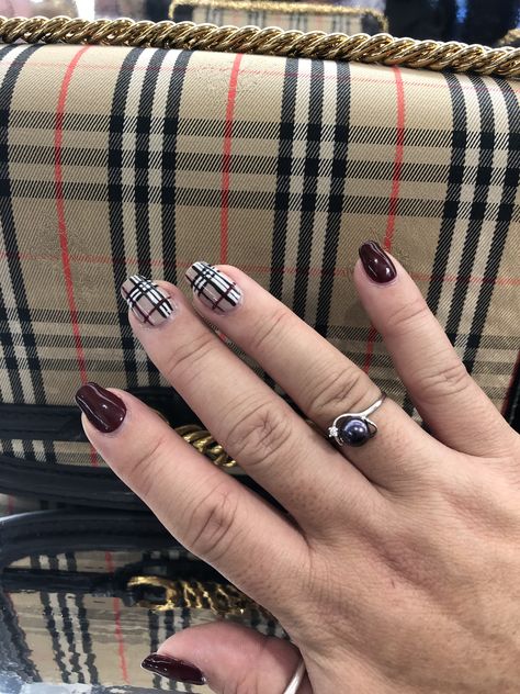 That time my nails matched the store. #nailart #plaid #burberry Plaid Burberry, Burberry Nails, Plaid Nails, Inspired Nails, My Nails, The Store, Nail Inspo, Class Ring, Burberry