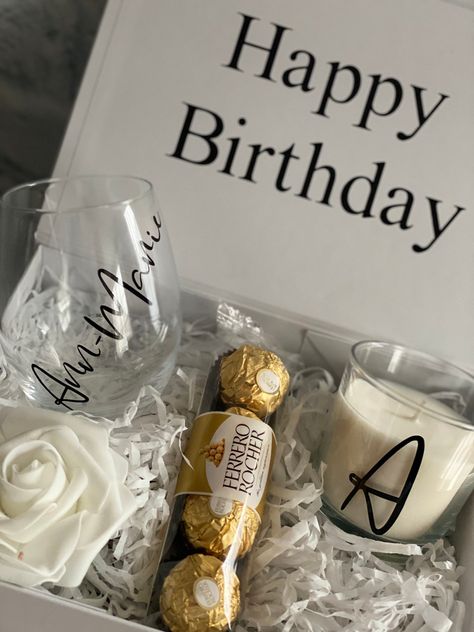 Gift Hamper Business Name Ideas, Candle Hamper Gift Ideas, Congratulations Gift Ideas, Hamper Gifts, Champagne Box, Bottle Logo, Personalised Gift Box, Chocolate Crafts, Gift Box Christmas