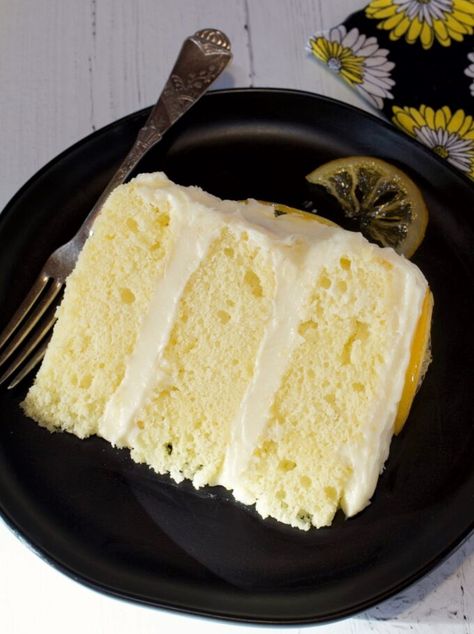 Lemon Layer Cake Recipe, Orange Recipes Dessert, Delicious Lemon Desserts, Lemon Layer Cake, My Country Table, Cream Cheese Buttercream Frosting, Lemon Buttercream Frosting, Lemon Layer Cakes, Lemon Cheese