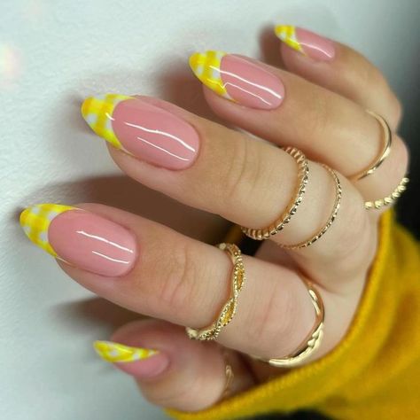 Nail Yellow, Almond Shaped Nails Designs, Pastel Nail Art, Fruit Nail Art, Yellow Nails Design, Short Almond Nails, Plaid Nails, Cute Spring Nails, Almond Shape Nails