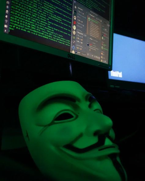 Green Movie, Guy Fawkes Mask, Anonymous Mask, Ghost Soldiers, Mask Guy, Neon Girl, Mask Aesthetic, Hacker Aesthetic, Joker Artwork