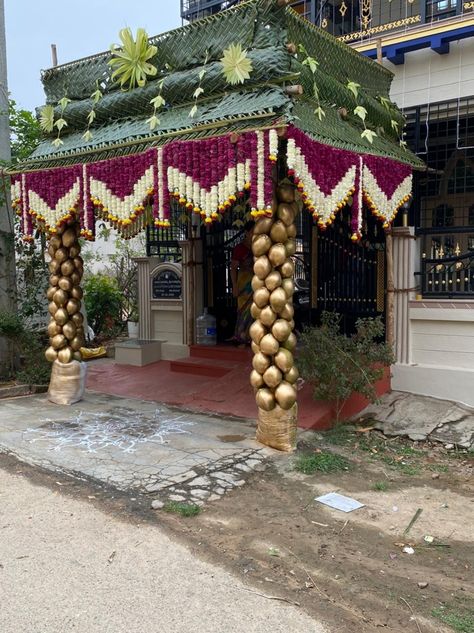 Home Marriage Decoration, Backdrop Decorations Traditional, Coconut Leaf Mandap, Varusai Thattu Decoration, Traditional Decorations For Function, Chapara Design For Wedding, Chapra Decorations, Coconut Leaves Decoration Wedding, Chappra Decoration