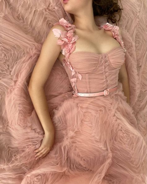 Teuta Matoshi Dresses, Matoshi Dress, Teuta Matoshi, Sweetheart Prom Dress, Mesh Maxi Dress, Peach Dress, Pretty Prom Dresses, A Line Prom Dresses, Fairytale Dress