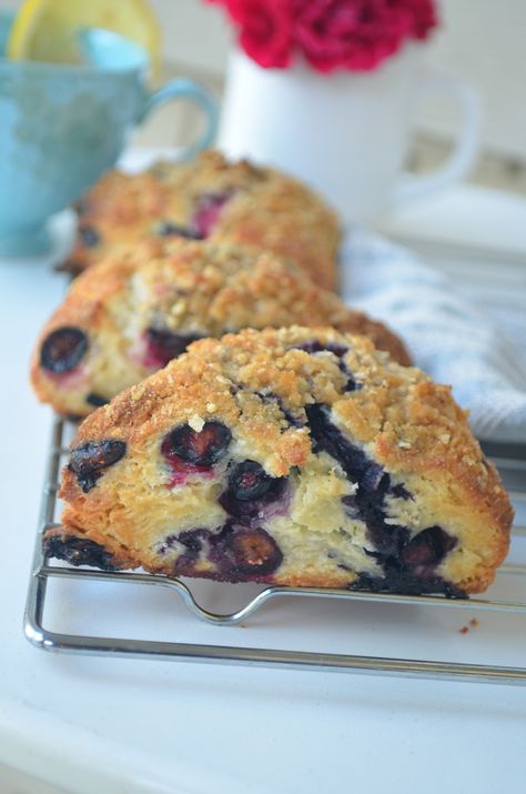 Small Batch Blueberry Streusel Scones (Makes 6) Small Batch Blueberry Scones, Orange Scones Recipe, Batch Meals, Blueberry Streusel, Best Scone Recipe, Blueberry Scones Recipe, Baking Scones, Batch Baking, Batch Recipes