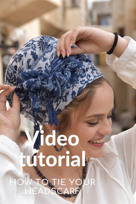 Video tutorial How To Tie your headscarf💙💚 Amazing Soft Blue White Headscarf TICHEL How To Tie A Tichel, Tichel Fashion, Tichel Tutorial, Tichel Pattern, White Headscarf, Head Covering Movement, Head Scarf Tutorial, Chemo Head Scarf, Christian Head Covering