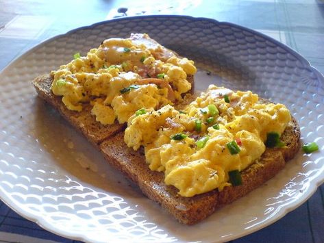 100 Calorie Breakfast Ideas | HubPages 100 Calorie Breakfast, 100 Calorie, Scrambled Eggs, Breakfast Ideas