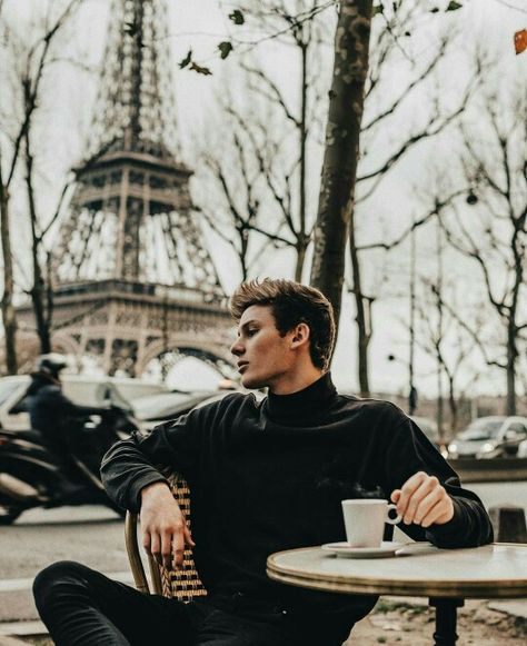 Ty French being French Cafe Photoshoot Ideas Men, Paris Portrait Photography, Paris Photo Ideas Men, French Style Men Paris, French Fashion Men, Paris Shooting, Photoshoot London, Paris Photo Ideas, London Photoshoot