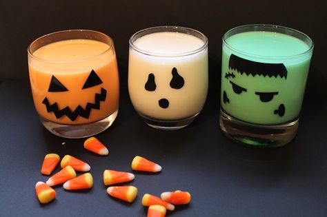 20 Easy Halloween Party Ideas You Can Put Together In A Flash Easy Halloween Party Ideas, Halloween Candles Diy, Halloween Glasses, Glow Halloween, Easy Halloween Party, Halloween Party Ideas, Halloween Candle, Candle Favors, Candle Business