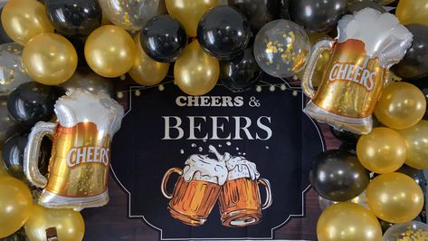 Beer Balloon Decor, Adult Bday Party Ideas, Beer Balloon, Surprise 30th Birthday, Diy Fathers Day, Holiday Balloons, Photobooth Ideas, Mens Birthday, 50th Birthday Decorations