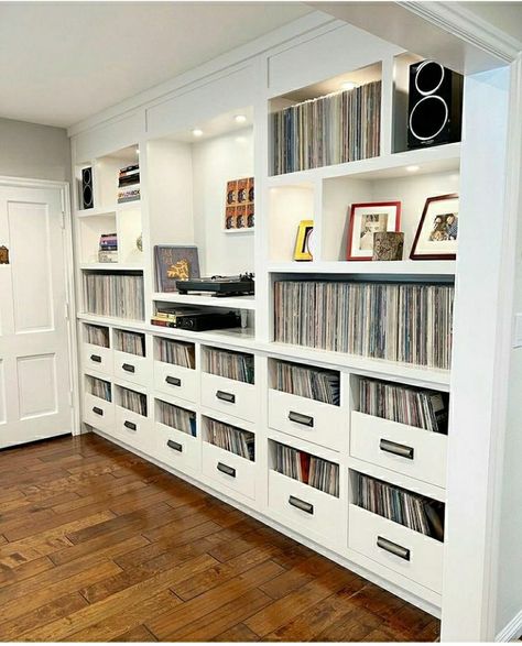 Vinyl Room Storage, Built In Shelves For Vinyl Records, Billy Bookcase Vinyl Records, Record Shelving Ideas, Large Record Collection Storage, Vinyl Collection Room, Record Collection Room, Built In Record Shelves, Built In Vinyl Record Storage