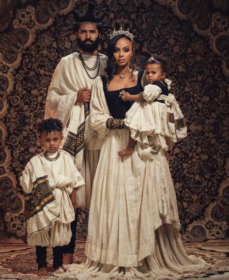 Black Habesha Kemis, Habesha Kemis Wedding, Ethiopian Cultural Clothes, Ethiopia Clothing, Habesha Women, Ethiopian Hair, Eritrean Clothing, Habesha Wedding, Amhara Culture