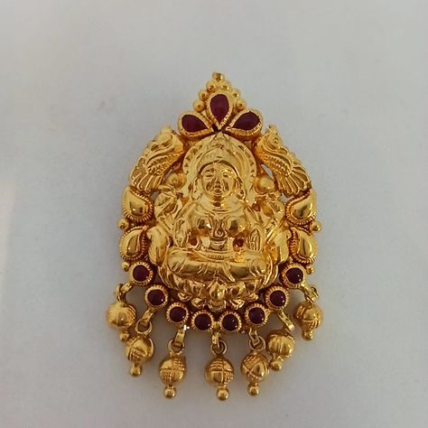 Dollar Model Gold, Lakshmi Pendant, Fashion Jewelry Necklaces Gold, Shakti Goddess, Beautiful Gold Necklaces, Gold Chain Design, Pearl Necklace Designs, Gold Pendants, Indian Jewellery Design Earrings