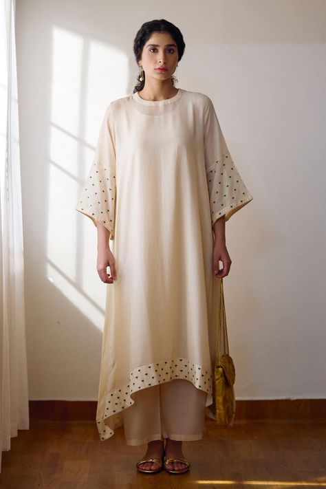 Shop for these amazing collections of Ivory Cotton Silk Embroidered Floral Round Fleaur Kurta And Pant Set For Women by Dot online at Aza Fashions. Block Printing Designs, Kaftan Kurta, Coord Sets, Traditional Indian Outfits, Indo Western, Comfort Wear, Block Printing, Traditional Indian, Pant Set