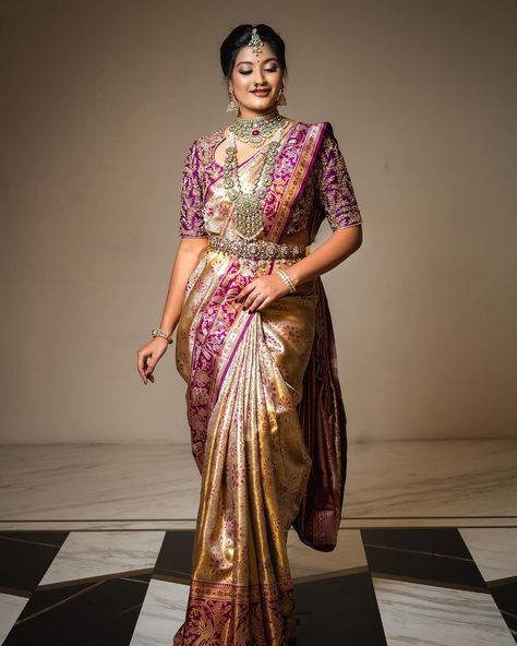 Dusky Skin Saree Look, Talambralu Saree, Haldi Outfit For Bride, Saree Combination, Saree Aesthetic, Saree Outfit, Saree Color Combinations, Reception Sarees, South Indian Wedding Saree