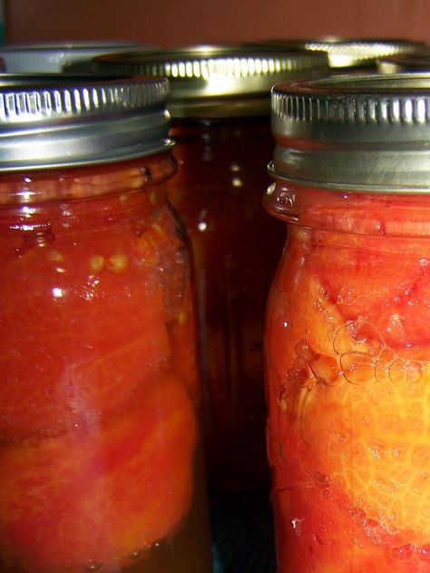 Canning Tomato Recipes Ideas, Canning Roma Tomatoes, Roma Tomato Recipes, Dehydration Method (food), Can Tomatoes, Canning Tomatoes Recipes, Preserving Tomatoes, Tomato Season, Canning Tomatoes