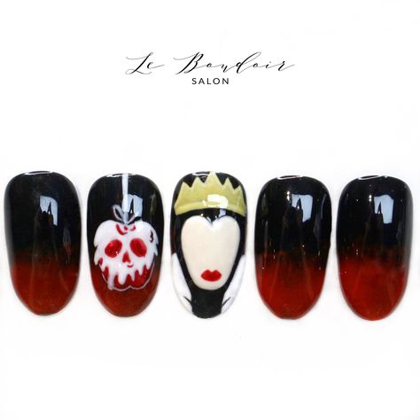 Villain Nail Art, Disney Nails Villains, Evil Queen Nails Disney, Queen Acrylic Nails, Disney Villains Nails, Evil Queen Nails, Villian Nails, Addams Family Nails, Disney Villain Nails